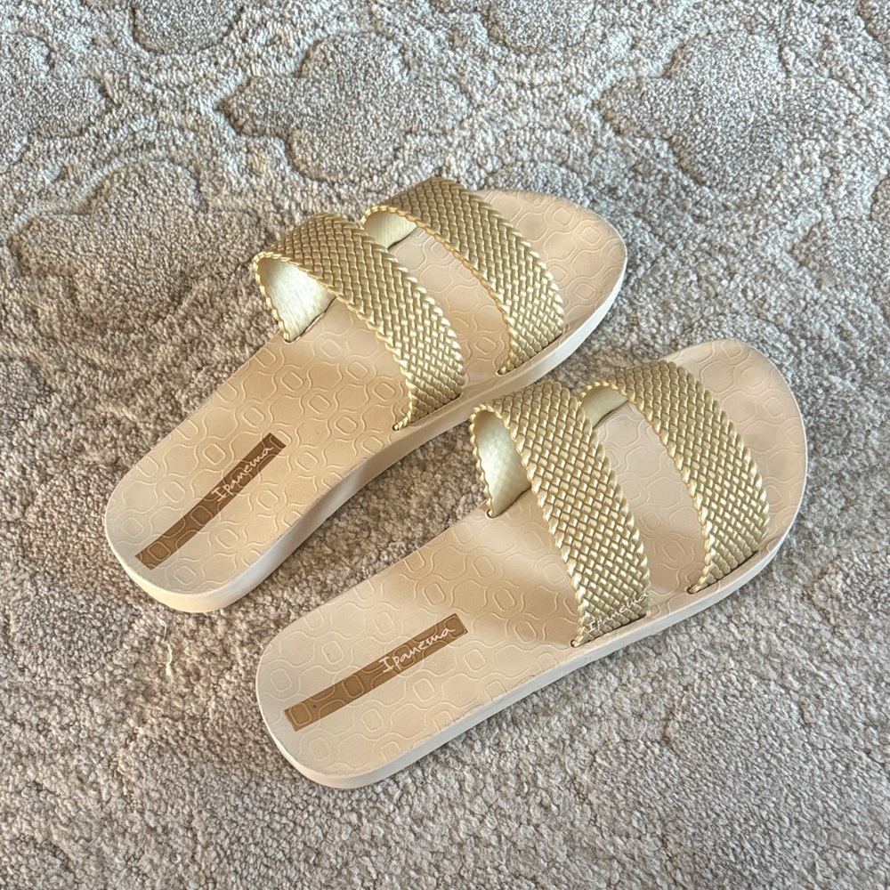 Ipanema Women's Gold Braided Double-Strap Slide Sandals